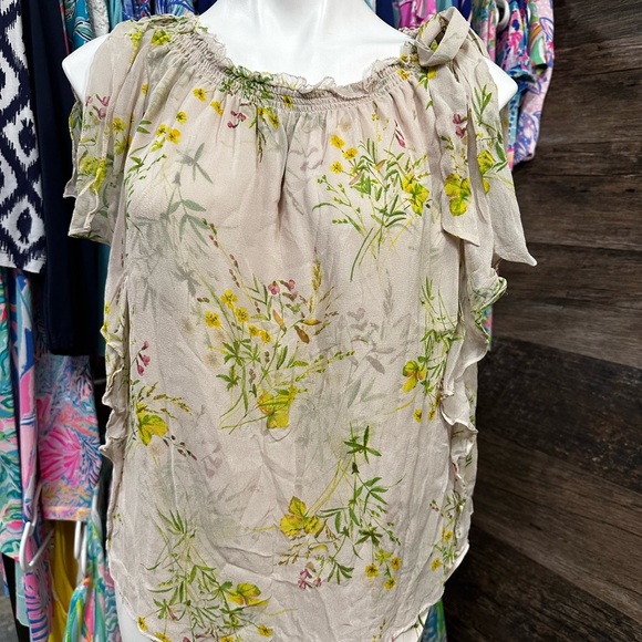 A loves A Floral Print Off-Shoulder Tan Blouse - Picture 1 of 9